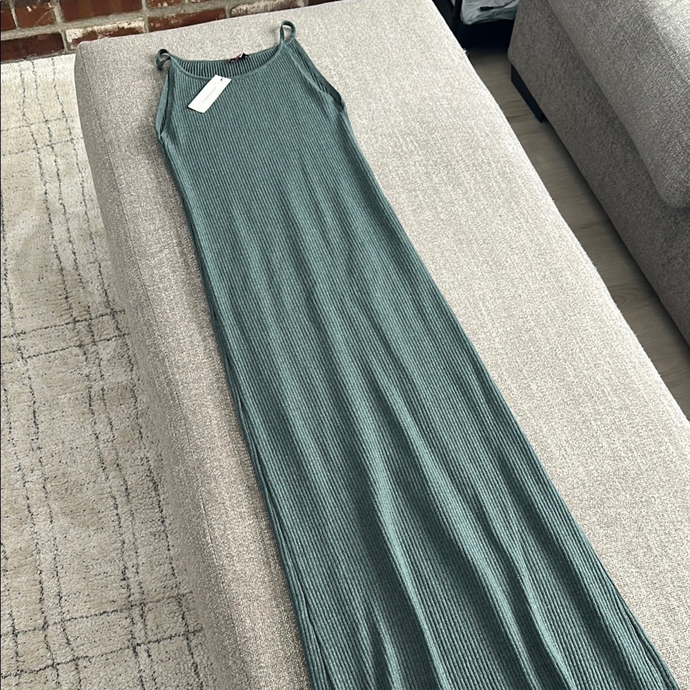 Francesca's Collections Green Halter Sheath Maxi Dress